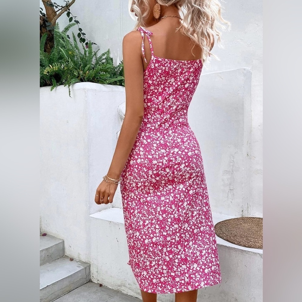 Women's Floral Print Tie Shoulder Split Thigh Sleeveless Boho Cami Dress
NWOT - Picture 2 of 6
